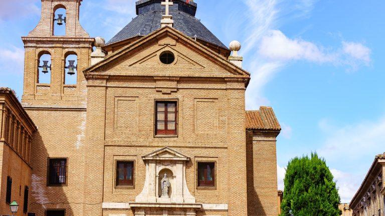 בניין העירייה ההיסטורי באלקלה דה אנארס (Alcalá de Henares), ספרד