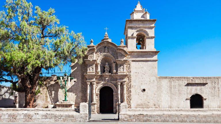 כנסיית ינאווארה באריקיפה (Arequipa), פרו