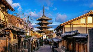 פגודת יאסקה ורחוב סאנן-זקה בקיוטו (Kyoto)